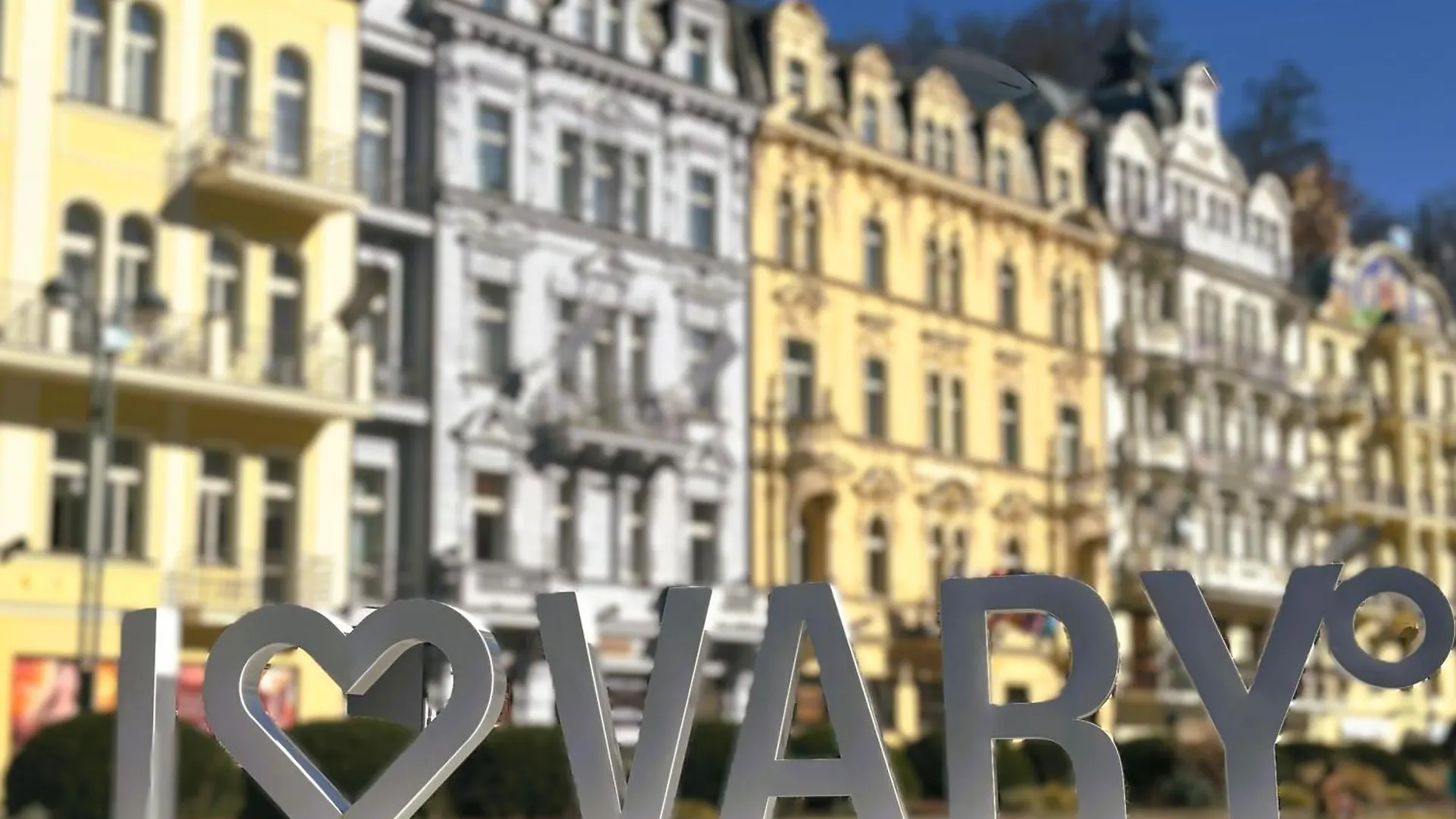 Golda Apartment Karlovy Vary Balcony, Parking, Near Spa & Train